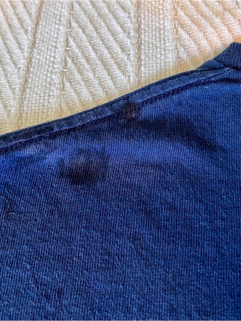 InuYasha Graphic Tee - Navy Blue with Red Green Yellow Print Japanese Manga - Picture 4 of 8